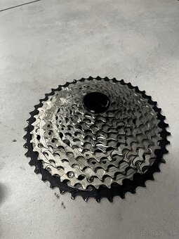 Shimano kazeta 10-44 aj s nábojom - 2