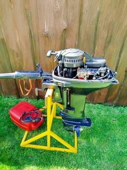 ZÁVESNÝ LODNÝ MOTOR EVINRUDE 5HP 4T - 2