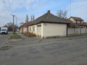 Dom v pôvodnom stave - Hlohovec - 2