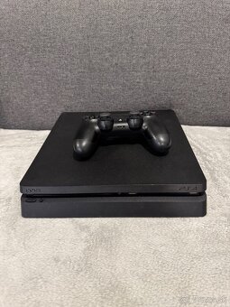 PlayStation 4 Slim 500GB - 2