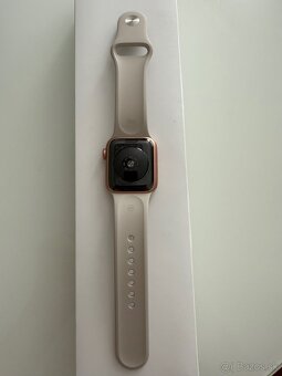 Apple Watch SE 2 40mm (nové) - 2