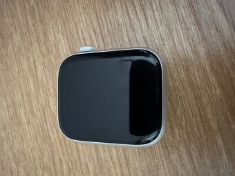 Apple Watch 8 GPS + Cellular 45mm Silver - 2