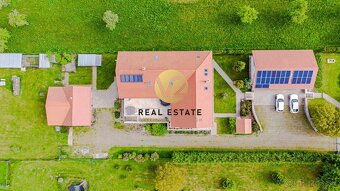 Na PREDAJ jedinečný rodinný dom 438m2 s veľkolepým pozemkom  - 2