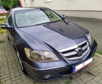 Honda Legend KB1 3.5 V6 VTEC SH-AWD - dva vozy - 2