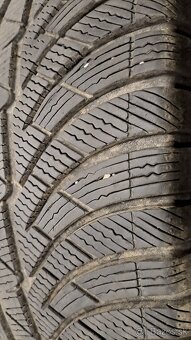 Predám 2ks jazdené zimné 225/55r18-102V Michelin - 2