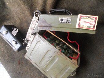 vojenske svietidlo - 2