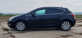 Opel Astra J 1.7 CDTI - 2