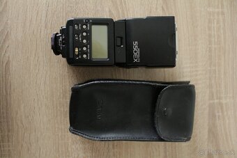 Blesk Canon Speedlite 550EX - 2
