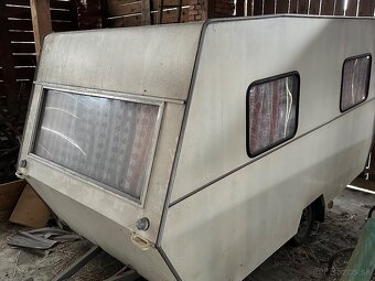 Predám obytný prives - 2