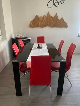 elegantný jedálensky stôl so stoličkami - 2