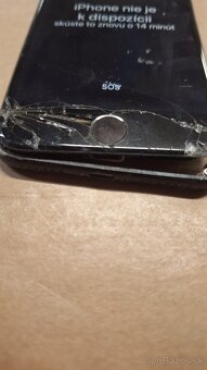 iphone se 2020 na nahradne diely - 2