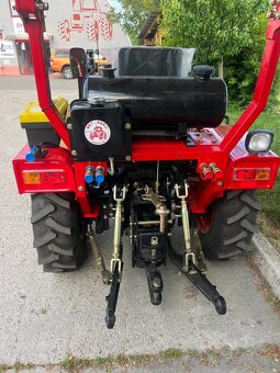 Traktor Flyer 254G - 2