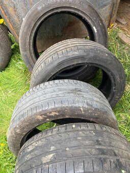 235/45 r18 - 2