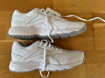 Reebok work n cushion 4.0 biele nové 43 eur - 2
