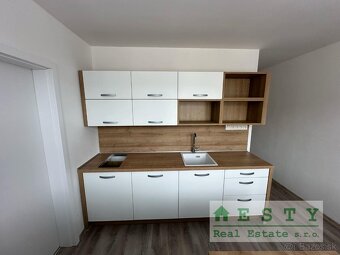 REZERVOVANÝ, 2i byt - kompletná rekonštrukcia, Banská Štiavn - 2