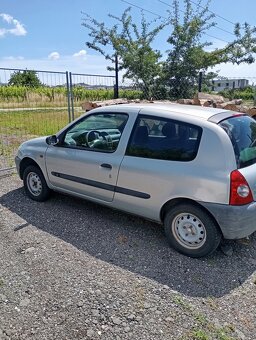 Renault Clio - 2