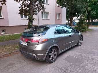 Honda Civic 8g Ufo 1.4 - 2