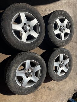 R17 5x120 235/65 r17 vw - 2