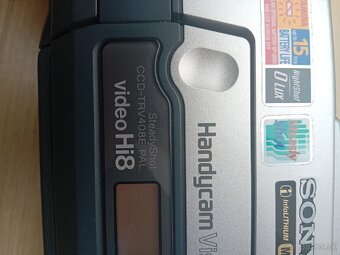 Predam kameru Sony videoHi8 - 2