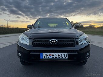 Toyota RAV4 2.2 D-4D 4x4 – spoľahlivé SUV, výborný stav - 2
