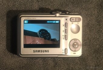 Predám dig. fotoaparát SAMSUNG D760 - 2