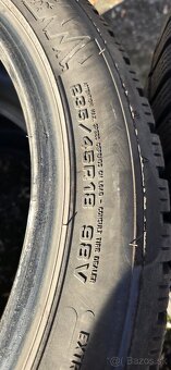 Predám 4ks.zimné pneumatiky 235/45R18 98V. - 2