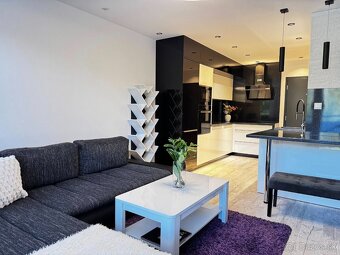 NA PRENÁJOM veľkometrážny 3-izbový byt, Prievidza - 2