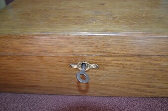 predam - krasna starozitna drevena skrinka - 2