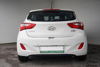 11- Hyundai, i30, 2014, benzín, 1.6i, 99kw - 2