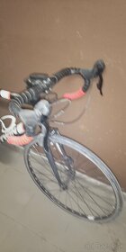 Cesty bicykel BTWIN TRIBAN 500 - 2