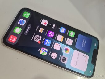 Apple iPhone 13, 128 GB - 2