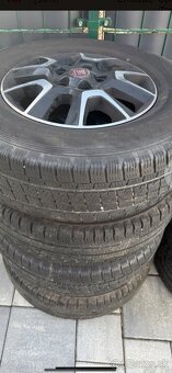 225/75/16c Michelin - 2