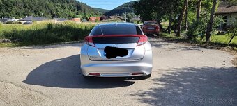 Honda Civic 1.8 - 2