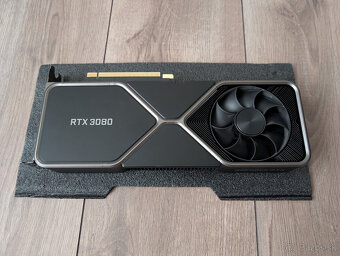 Nvidia GeForce RTX 3080 Founders Edition - 2
