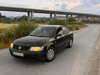 VOLKSWAGEN Passat - 2