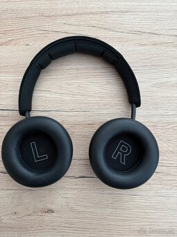 sluchadla Bang & Olufsen BeoPlay H9, 3. generacia - 2