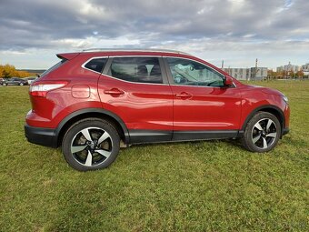 Nissan Qashqai - 2