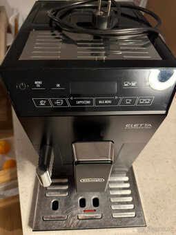 DeLonghi ECAM 44.660.B - 2