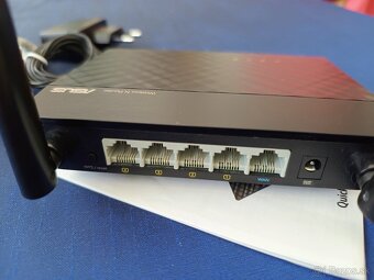 Predám router Asus RT-N12+B1 - 2