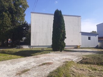 Priemyselná budova v Partizánskom - 2