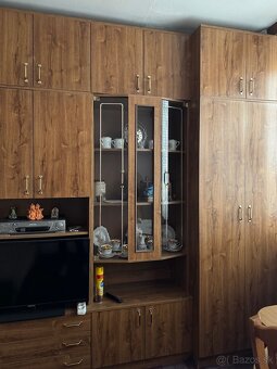 Obývacia stena / nábytková zostava – 50 € - 2