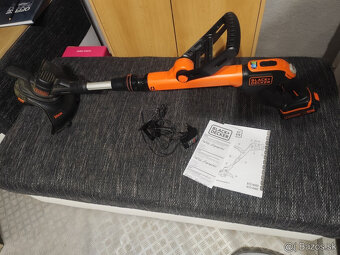 Predám akumulátorovú strunovú kosačku black decker+ - 2