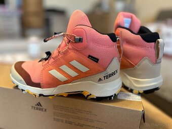 PREDANÉTerrex Mid Gtx K, velk 31,5 gore-tex Adidas - 2