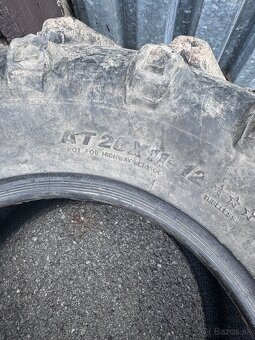 Pneumatiky 26x11 R12 - 2