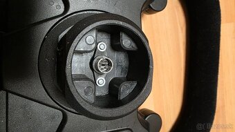 Predám Thrustmaster volant add-on Sparco P310 mod - 2