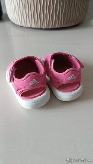 sandálky Adidas 21 - 2