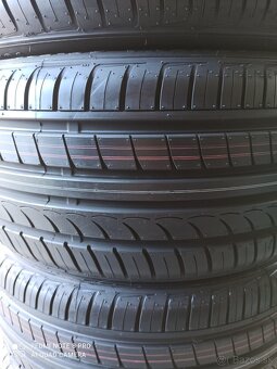 letne pneu 225/40 R18 - 2