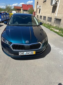 Škoda Octavia Combi 2.0 TDI SCR Style DSG - 2