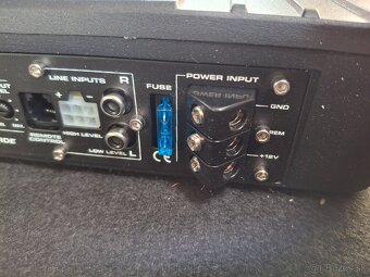 Subwofer pod sedacku - 2