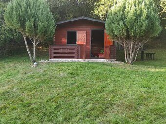 TURANY-REKREAČNÁ CHATA na pozemku /1706 m2 - 2